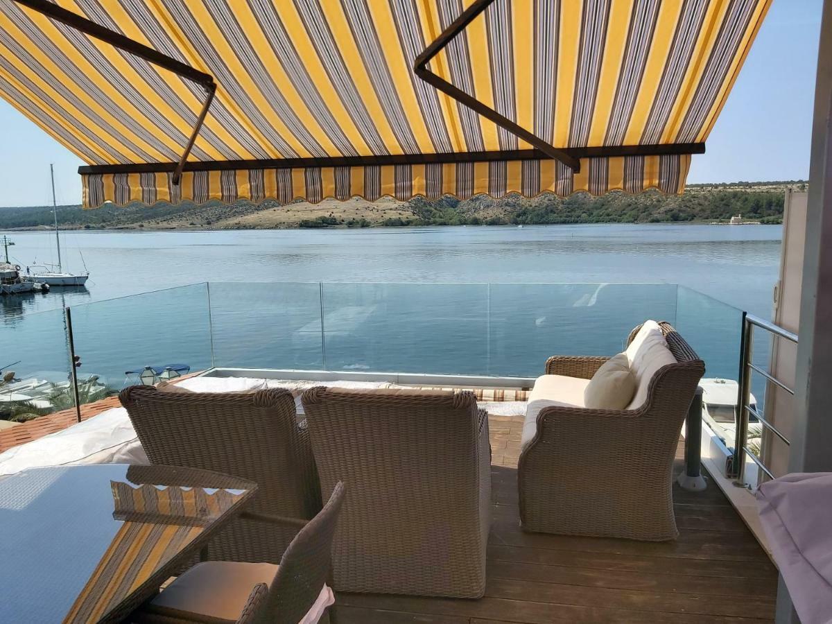 Luxury Apartment By The Sea With Private Whirlpool And Terrace 50M2 Posedarje Extérieur photo